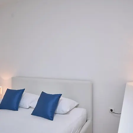 Appartement Andrea Mit Stadtblick