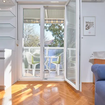 Appartement Andrea Mit Stadtblick